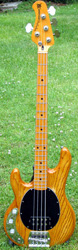 Lefthand MusicMan Stingray pre Ernie Ball 1990
