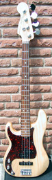 Lefthand Fender Hot Rodded P-Bass 2000